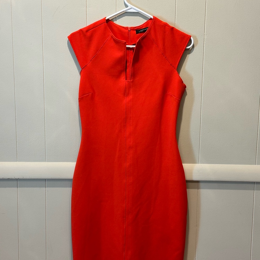 Zara Red Sheath Midi Dress Crew Neck